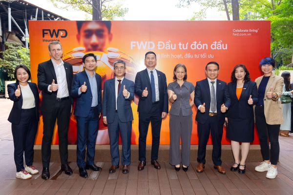FWD Việt Nam ra mắt sản phẩm liên kết đơn vị mới